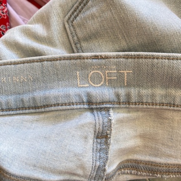 LOFT Skinny Ankle Jeans - Picture 9 of 12